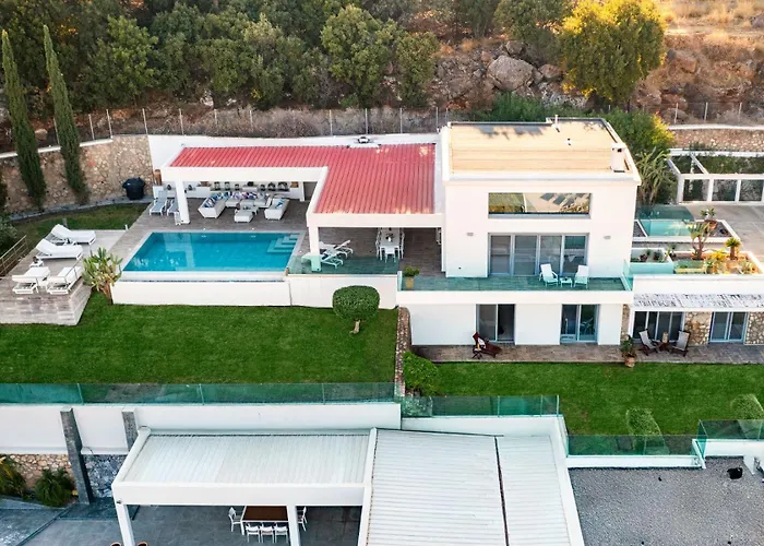 Luxury Oceania With Private Infinity Pool *