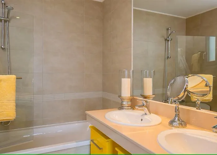 Luxury Oceania With Private Infinity Pool * لينثوس