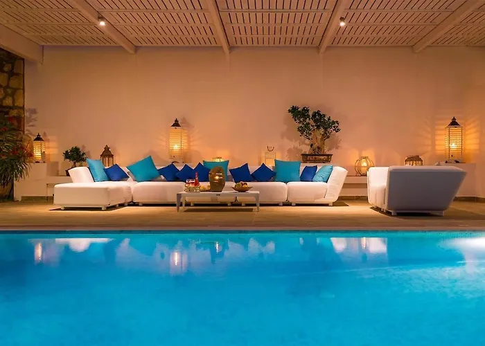 Luxury Oceania With Private Infinity Pool