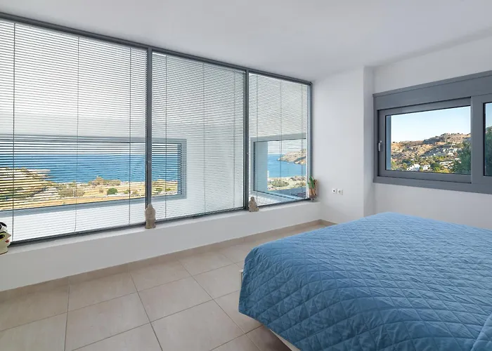 فيلة Luxury Oceania With Private Infinity Pool لينثوس