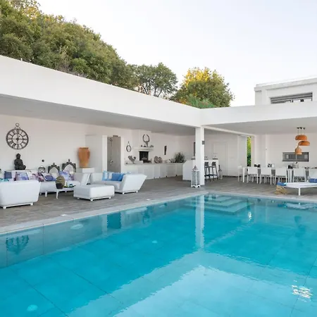 Luxury Oceania With Private Infinity Pool